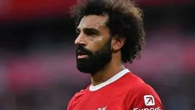 محمد صلاح يقود ليفربول للقب رغم غياب الشارة