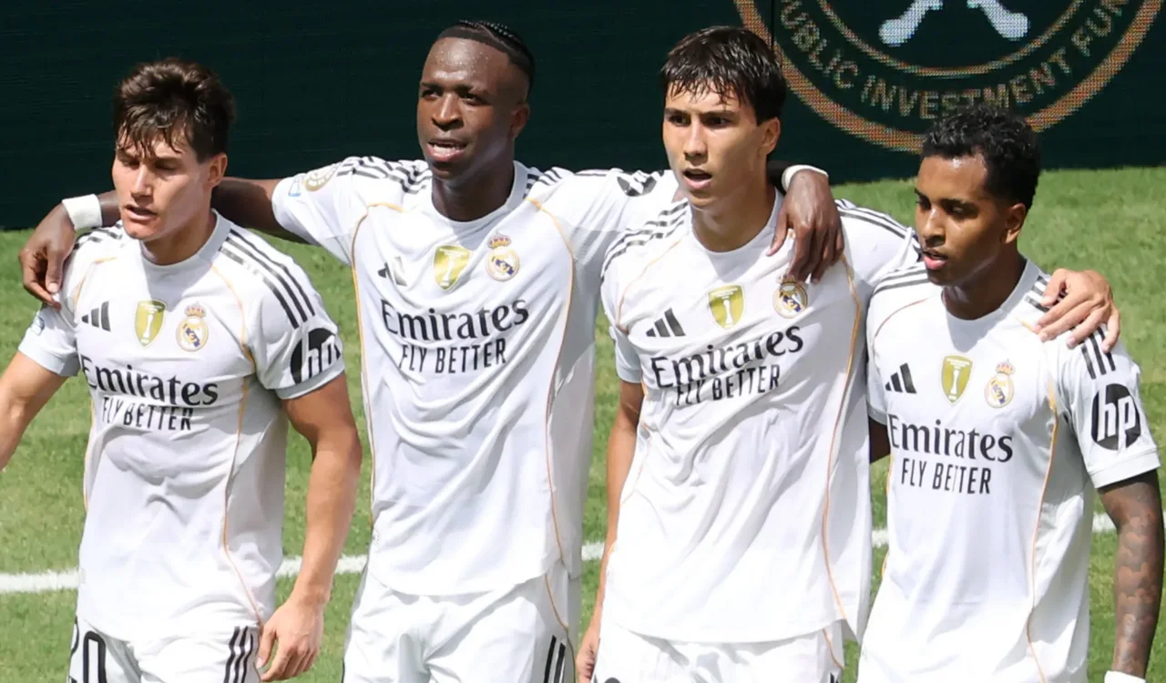 موقف ريال مدريد من ضم لاعب خط وسط جديد