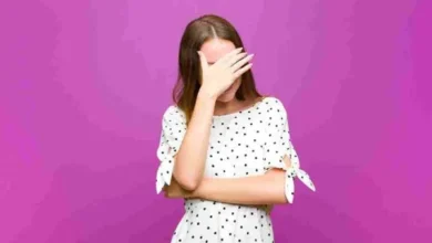 ما هو توتر الإثنين؟ أعراض جسدية ونفسية غير متوقعة