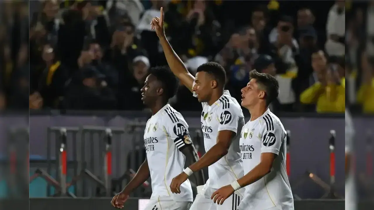 موعد مباراة ليفربول ضد ريال مدريد في دوري أبطال أوروبا 2025