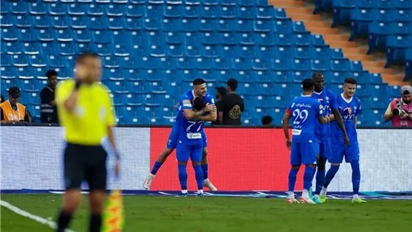 رابط حجز تذاكر مباراة الهلال ضد الأهلي : التوقيت والمكان والأسعار